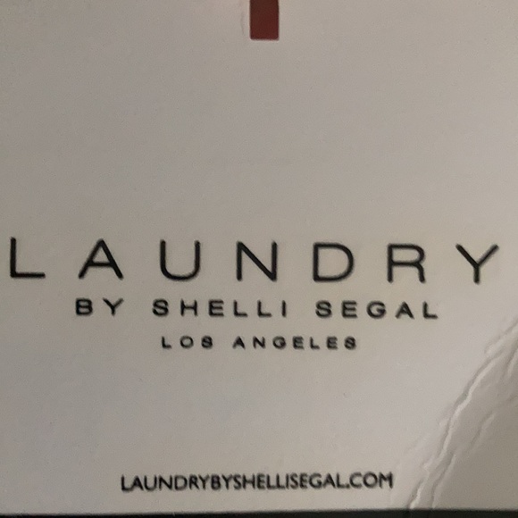 Lovely - Laundry by Shelli Segal Los Angela’s - Size 6 Navy Blue Lace Dress - Picture 15 of 16